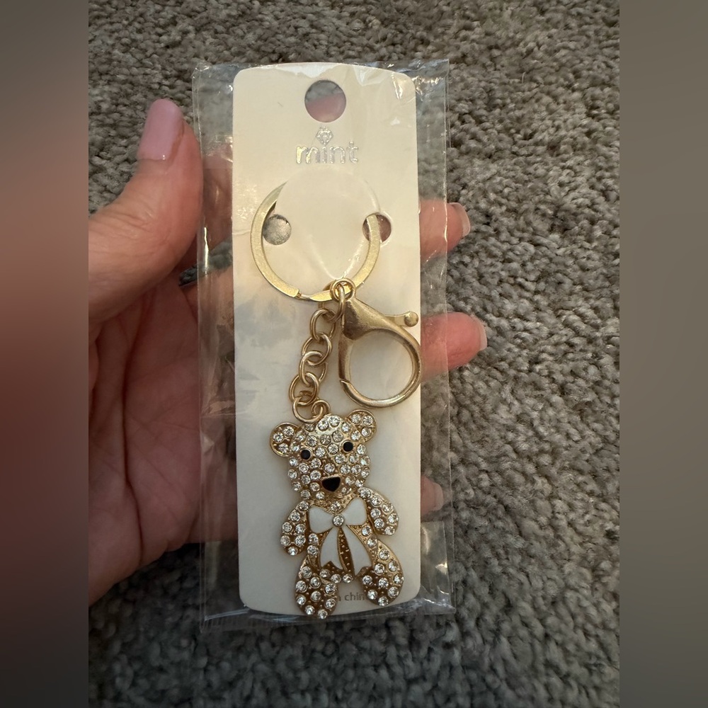 Teddy Bear Rhinestone & Enamel w/ gold in color accents Keychain/Bagcharm NEW